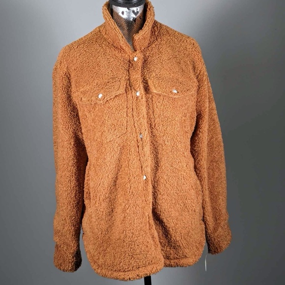 NWT ⭐️ host pick ⭐️  [BLANKNYC] WINTER FAUX SHEARLING SHIRT JACKET - M - Picture 7 of 8